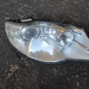 Faro derecho Volkswagen Touareg I (7L) 3.0 TDI (240 cv) Triptronic