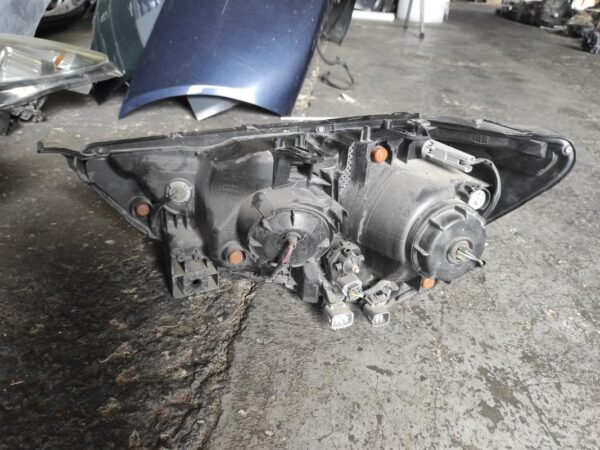 Faro derecho Mitsubishi ASX 1.8 DI-D (116 cv) - Imagen 2