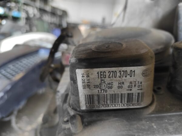 Faro izquierdo Opel Astra H GTC 1.7 CDTI (110 cv) - Imagen 3