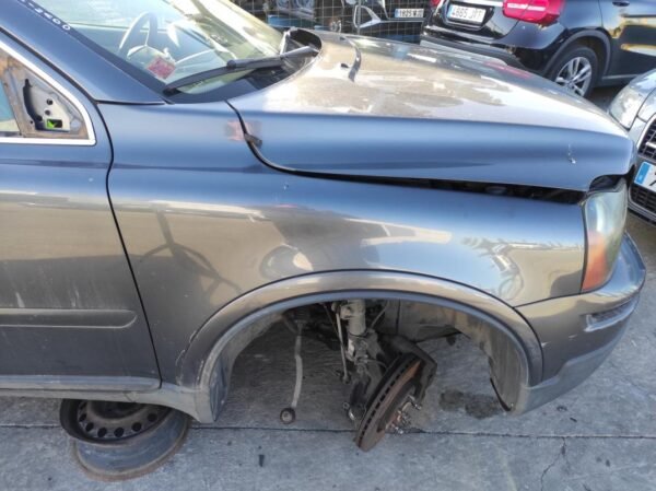 Aleta delantera derecha Volvo XC90 (Versión 2007) 2.4d (185 cv) Automatico