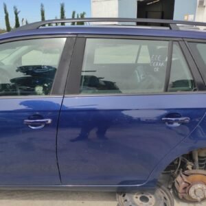 Puerta trasera izquierda Volkswagen Golf V Variant 1.9 TDI (105 cv)
