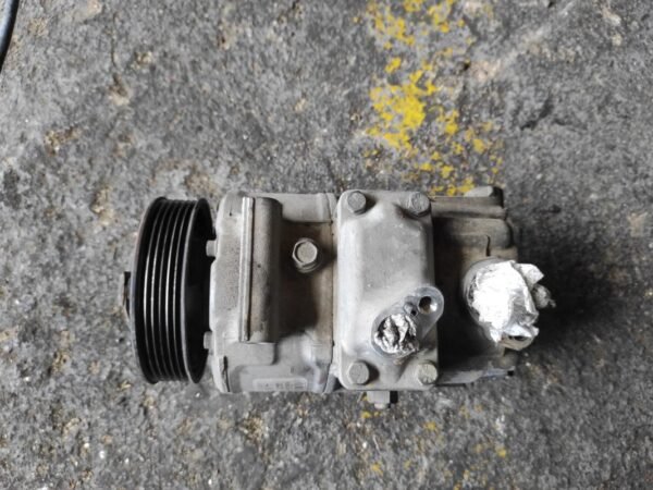 Compresor aire acondicionado Volkswagen Golf V Variant 1.9 TDI (105 cv)