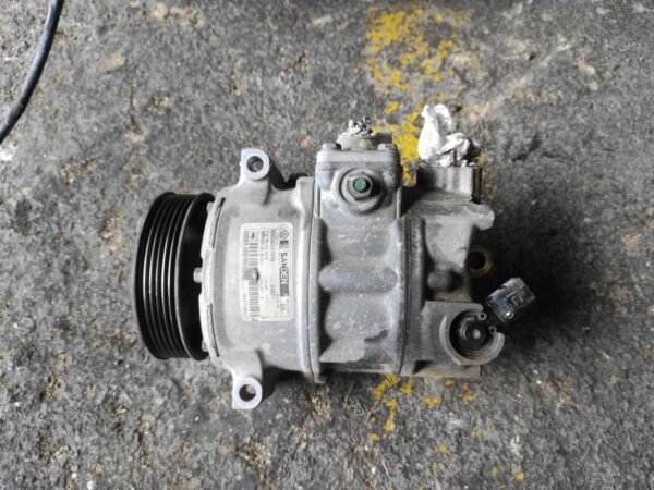Compresor aire acondicionado Volkswagen Golf V Variant 1.9 TDI (105 cv) - Imagen 2