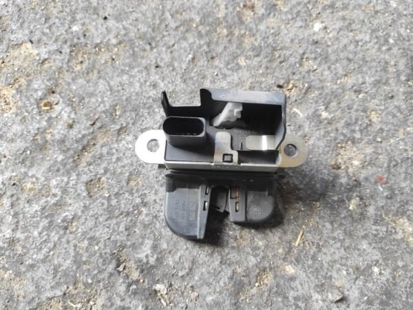 Cerradura maletero / porton Volkswagen Golf V Variant 1.9 TDI (105 cv)