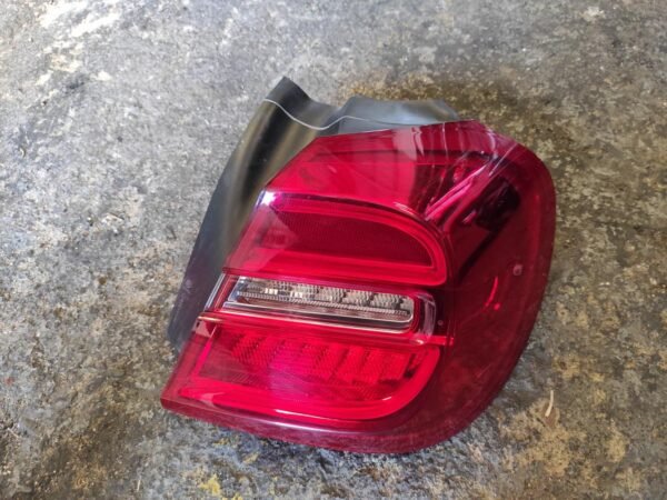 Piloto trasero derecho Mercedes Benz GLA (X156) GLA 200 CDI (136 cv)