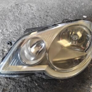 Faro izquierdo Volkswagen Polo IV (9N3) 1.4 (80 cv)