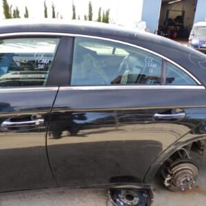 Puerta trasera izquierda Mercedes Benz CLS coupe (C219) CLS 350 (272 cv) G-TRONIC