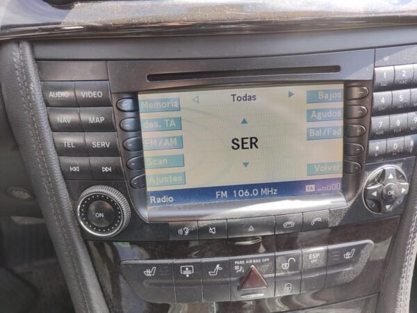 Sistema audio / Radio CD Mercedes Benz CLS coupe (C219) CLS 350 (272 cv) G-TRONIC - Imagen 5