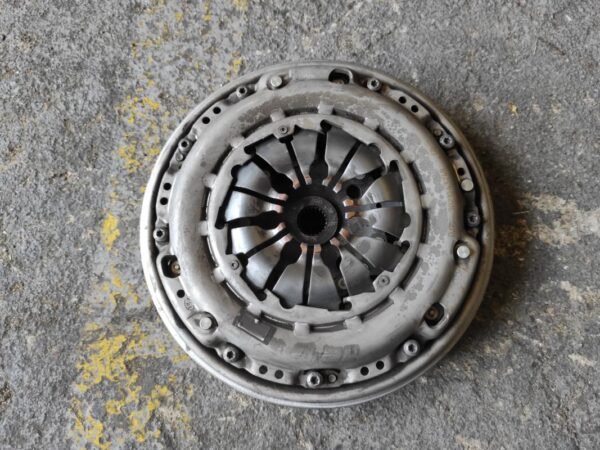 Kit embrague Renault Clio V 1.5 BLUE dCi Disel (86cv)