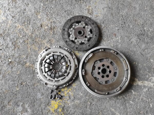 Kit embrague Renault Clio V 1.5 BLUE dCi Disel (86cv) - Imagen 4