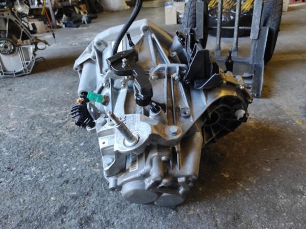 Caja cambios Renault Clio V 1.5 BLUE dCi Disel (86cv) - Imagen 3