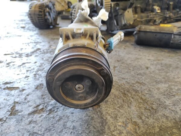 Compresor aire acondicionado Opel Astra H 1.7 CDTI (100 cv) - Imagen 3