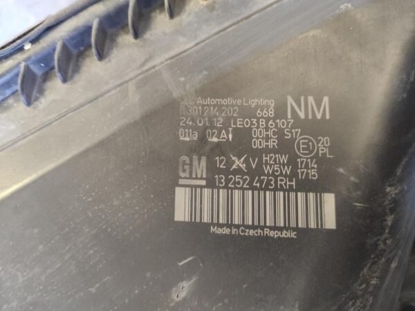 Faro derecho Opel Zafira B (Versión 2008) 1.7 DTR (110 cv) - Imagen 3