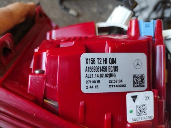 Piloto trasero derecho Mercedes Benz GLA (X156) GLA 200 CDI (136 cv) - Imagen 3