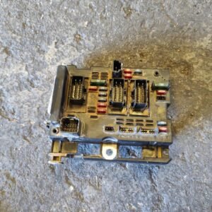 Caja de reles / fusibles Peugeot 406 (8) 2.0 HDI 90 (90 cv)
