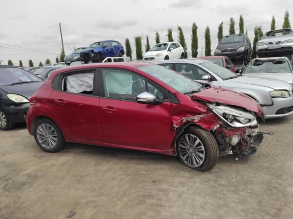 Despiece Peugeot 208 1.2 VTi (82 cv) 2016 - Imagen 2