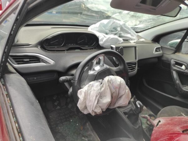 Despiece Peugeot 208 1.2 VTi (82 cv) 2016 - Imagen 5