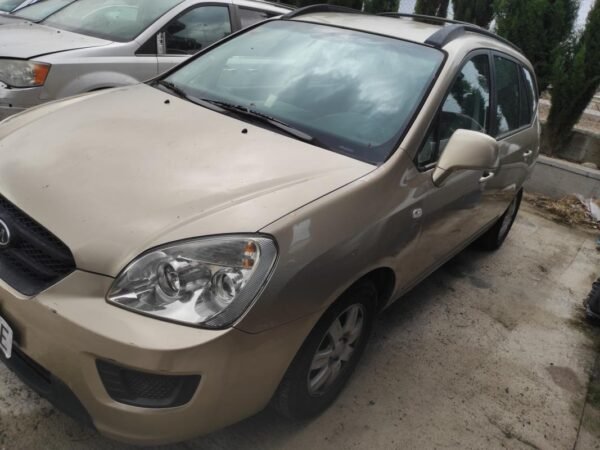 Despiece Kia Carens III 2.0 CRDi (115 cv) 2007 - Imagen 3