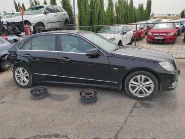 Despiece Mercedes Benz Clase E (W212) E 250 CDI (204  cv) Automatico DPF 2009 - Imagen 2