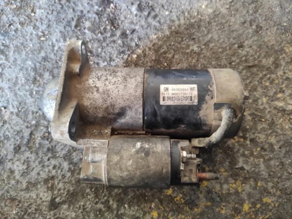 Motor de arranque Opel Insignia Hatchback 2.0 CDTI (131 cv) DPF