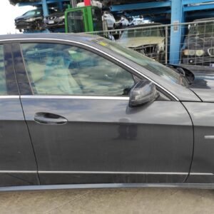 Puerta delantera derecha Mercedes Benz Clase E (W212) E 220 CDI (170  cv) Automatico DPF