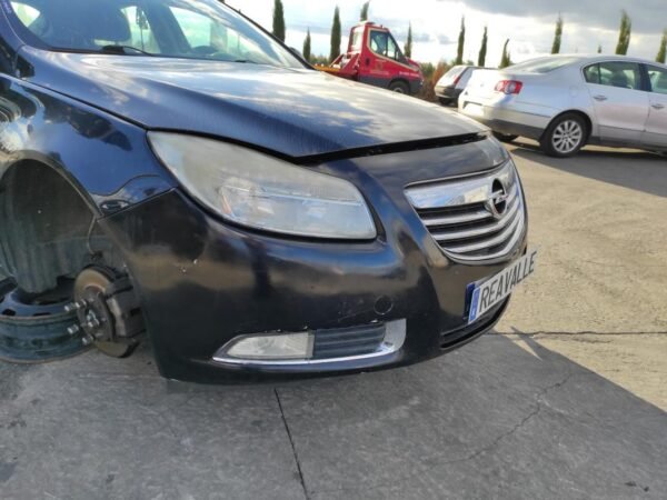Paragolpe delantero Opel Insignia Sedan 2.0 CDTI (131 cv) DPF - Imagen 3