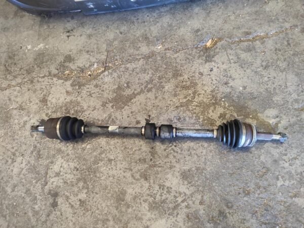 Transmisión delantera derecha Hyundai i30 1.6 CRDi (116 cv) DPF