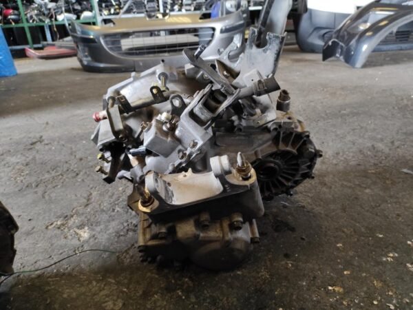 Caja cambios Honda Civic Hatchback VII 1.7 CTDI (100 CV) - Imagen 3