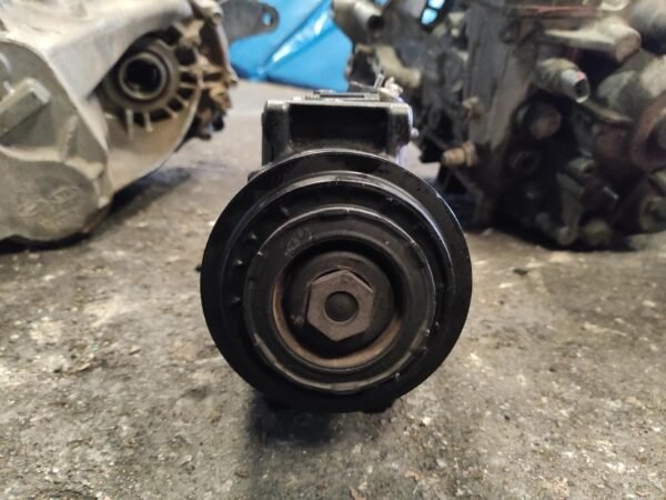 Compresor aire acondicionado Mercedes Benz Clase E (W212) E 220 CDI (170  cv) Automatico DPF - Imagen 3
