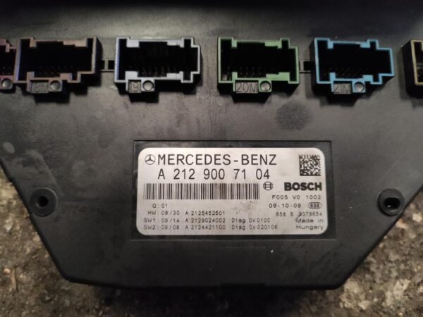 Caja de reles / fusibles Mercedes Benz Clase E (W212) E 220 CDI (170  cv) Automatico DPF - Imagen 2