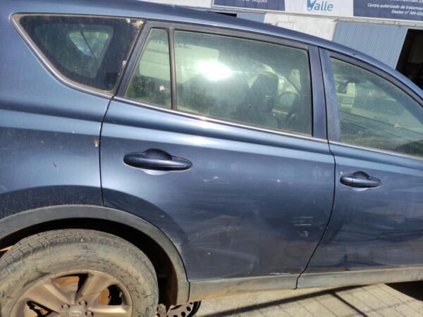 Puerta trasera derecha Toyota RAV 4 IV 2.0 D-4D (124 cv)