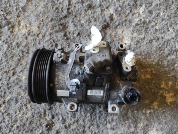 Compresor aire acondicionado Toyota Auris I 1.6i 16V VVT-i (124 cv) - Imagen 2