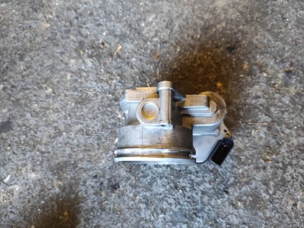 Caja de mariposa Seat Ibiza IV 1.4 TDI (80 CV) - Imagen 2