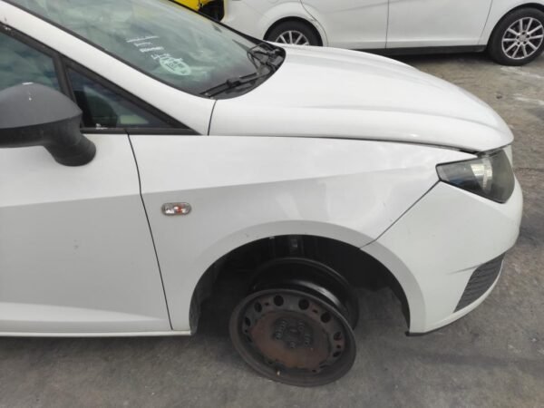 Aleta delantera derecha Seat Ibiza IV 1.4 TDI (80 CV)