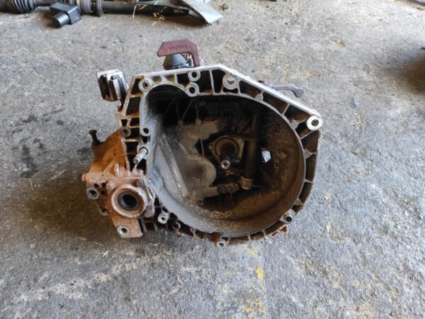 Caja cambios Alfa Romeo GT Coupe 1.9 16V JTD M-Jet (150 cv) - Imagen 2