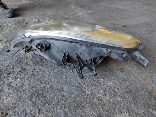 Faro derecho Citroen Berlingo II 1.6 HDi (90  cv) - Imagen 2