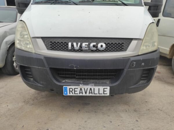 Paragolpe delantero Iveco Daily IV Caja/Chasis 35C12, 35S12 (116 cv)