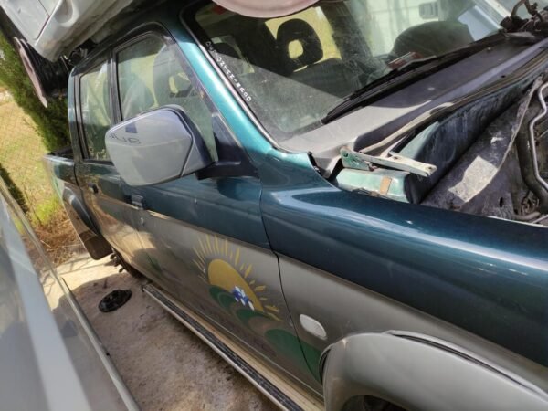 Puerta delantera derecha Mitsubishi L 200 (K7_T) 2.5 TD 4WD