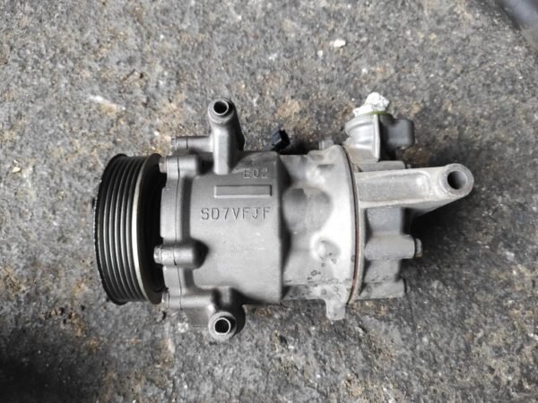 Compresor aire acondicionado Citroen Jumper Furgón 2.2 HDi (110 cv) - Imagen 2