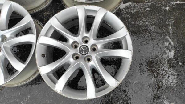 Juego de 4 llantas de Mazda 6 año 2015 de 19 pulgadas. 19x71/2J. - Imagen 2