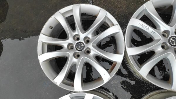 Juego de 4 llantas de Mazda 6 año 2015 de 19 pulgadas. 19x71/2J. - Imagen 5