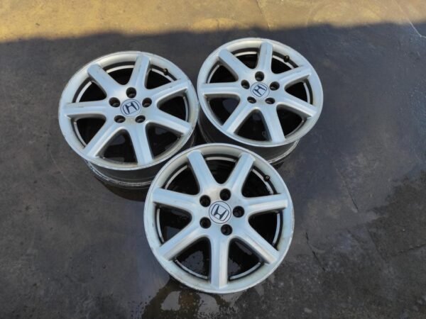 Llantas de 17 pulgadas Honda Civic. Precio por unidad. 17x7J 55.