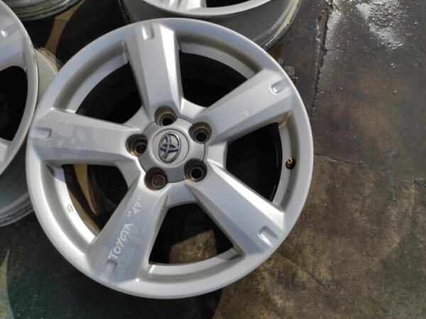 Llantas de 17 pulgadas Toyota RAV-4. 17x7J 45 R2. - Imagen 2
