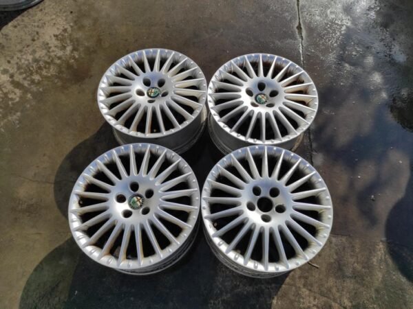 Llantas de 17 pulgadas Alfa Romeo 159. 7.5x17H2.