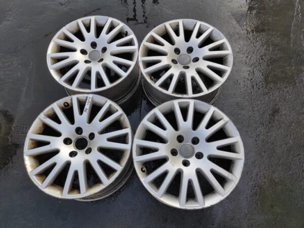 Llantas de 17 pulgadas Audi A6. 4F0601025AK. 7.5Jx17H2 ET45.