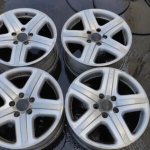 Llantas en 19 pulgadas Volkswagen Touareg. 9Jx19H2. ET 60.