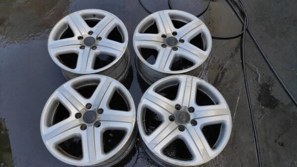 Llantas en 19 pulgadas Volkswagen Touareg. 9Jx19H2. ET 60.