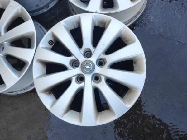 Llantas de 17 pulgadas Astra J del 2010, 7Jx17. - Imagen 5
