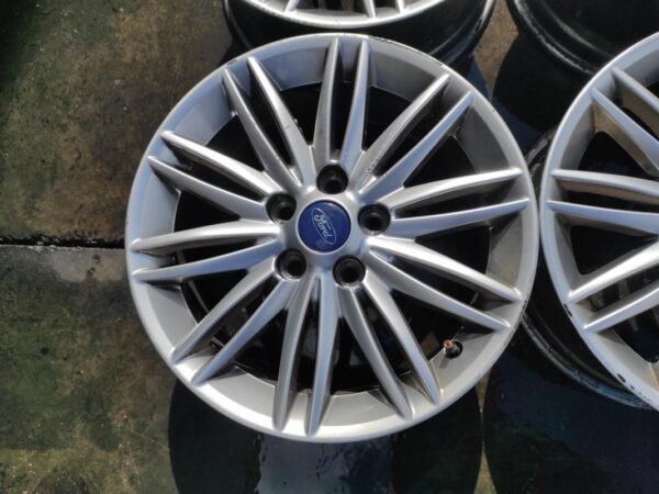 Llantas en 16 pulgadas de Ford C-Max II, 7.0Jx16 ET50. - Imagen 4