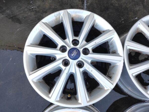 Llantas de 16 pulgadas Ford C-Max II del 2016, 7.0Jx16H2 ET50. - Imagen 2